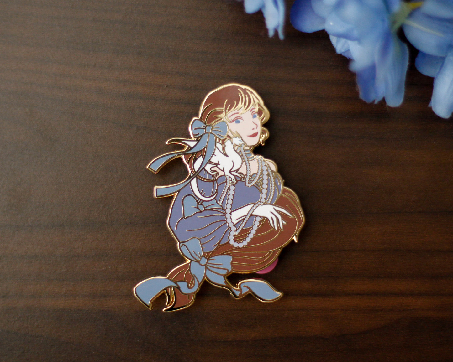 SUMMER Edition - A Tea Party with Dragons: Midnight Soiree "Shoulder Friend" Gold Hard Enamel Pin